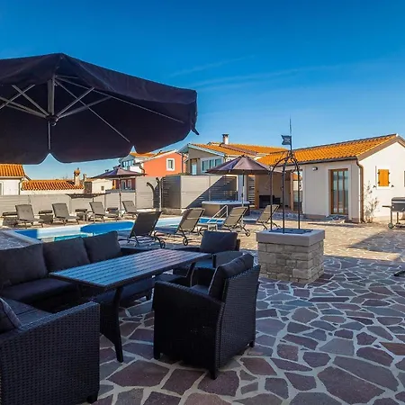 Druskovic Holiday home *